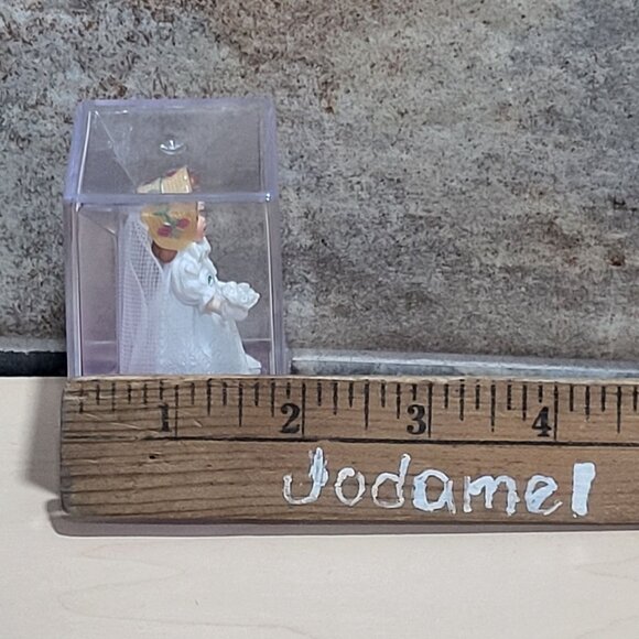 Hallmark Collections Madame Alexander Merry Miniatures Empire Bride 1998 - Picture 11 of 11